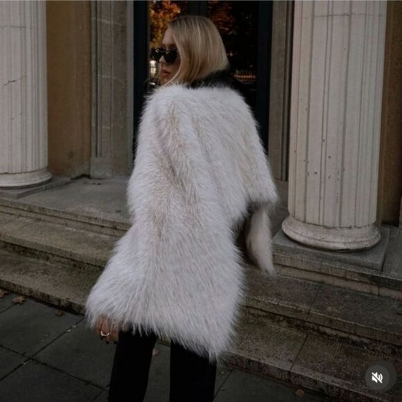 Zara FAUX FUR SWEATSHIRT LIMITED EDITION  FUR SWEATSHIRT Jacket Cape Coat - Picture 13 of 16